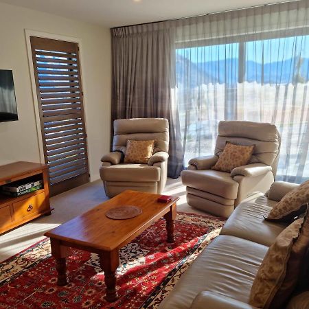 Akitu Views Daire Wanaka Dış mekan fotoğraf